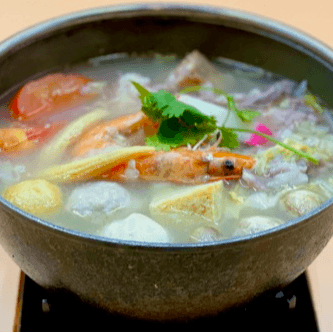 H04. Lamb Pot 酸菜羊肉鍋.