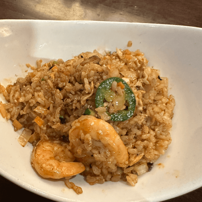  Spicy seafood fried rice 
