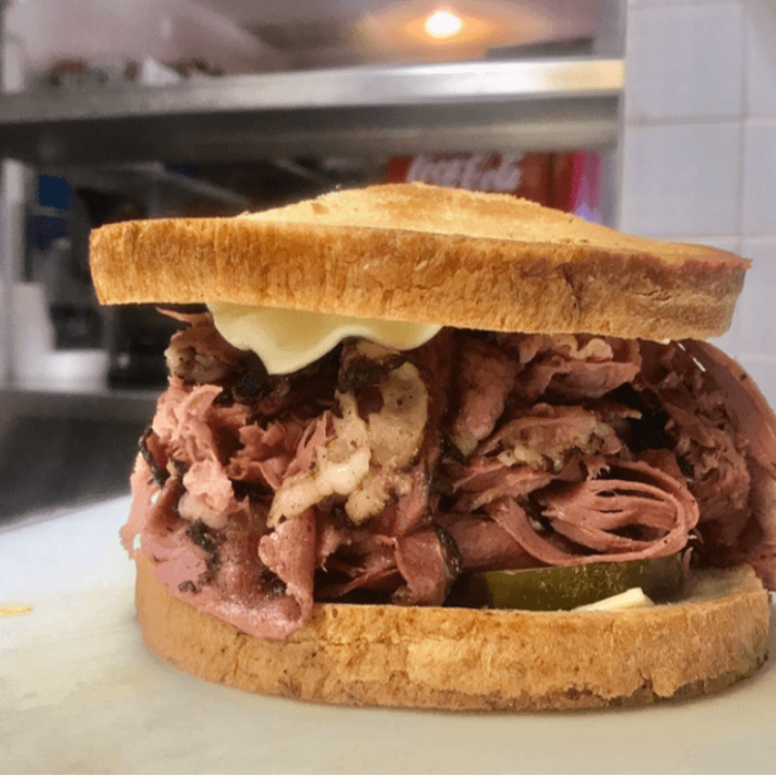 Delicious Pastrami Sandwiches: A Must-Try!