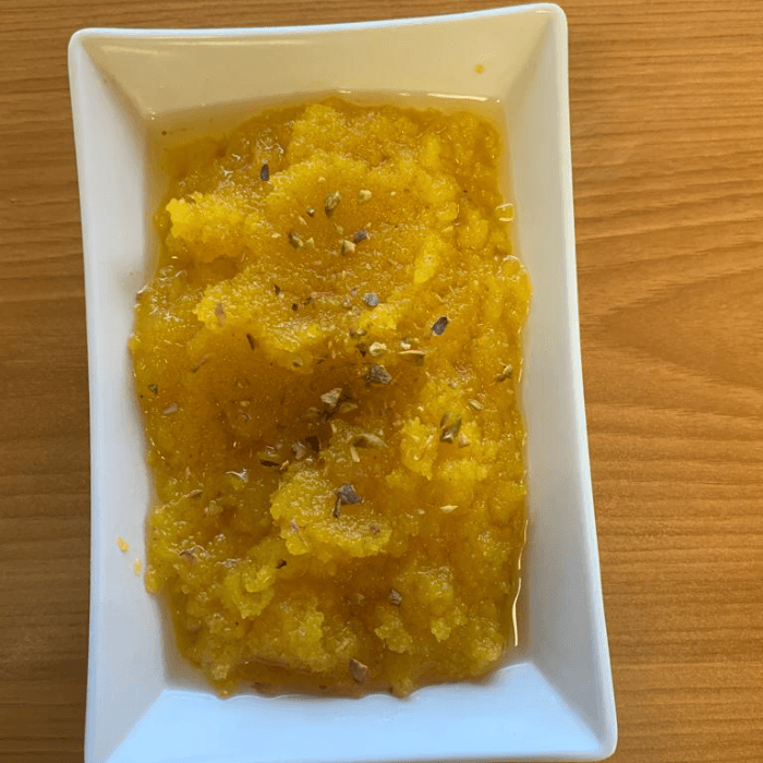 Suji Halwa ( Semolan Dessert ).