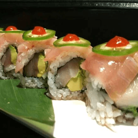 Hamachi Lover Roll.