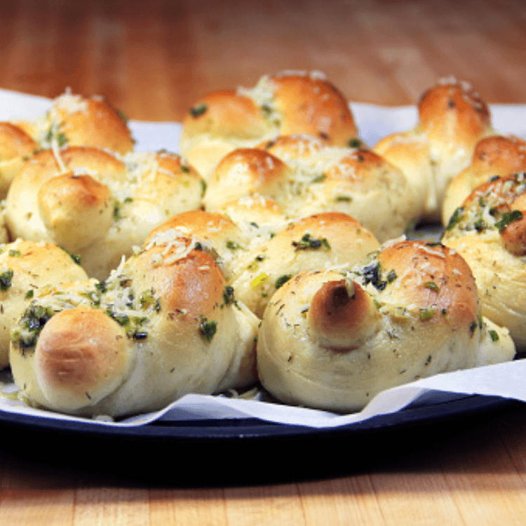 Garlic Knots Appetizer - Catering.