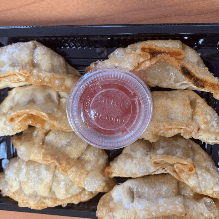 Dumplings (Cooked) 8 Pieces.