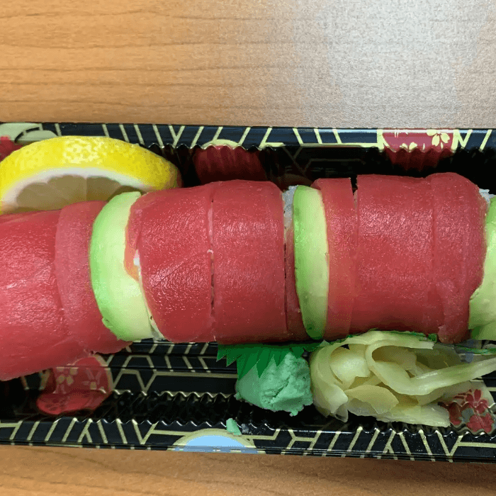 Red Carpet Roll (Raw Fish)