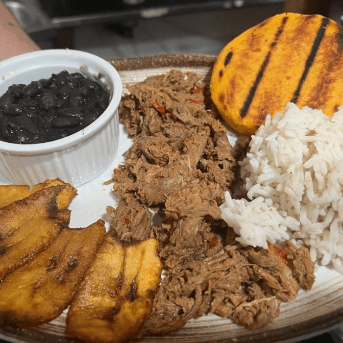 Pabellón Entree