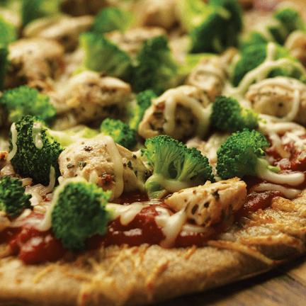 Grilled Chicken and Broccoli Red Sauce Pizza (Extra Large 20'')