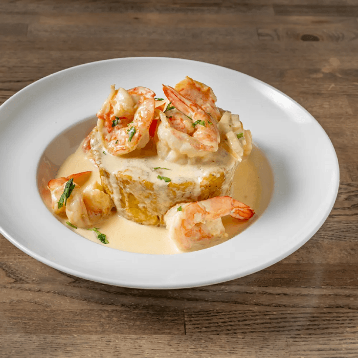 Camarofongo (Shrimp) Mofongo.