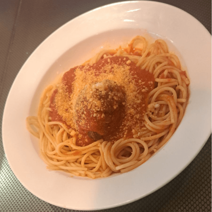 Kid's Spaghetti with Meatball