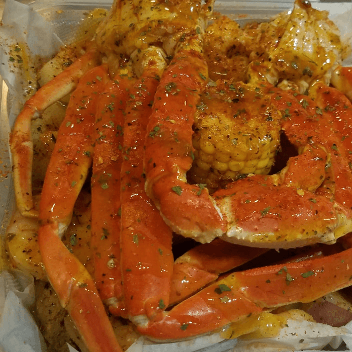 3. Snow Crab and Shrimp Platter