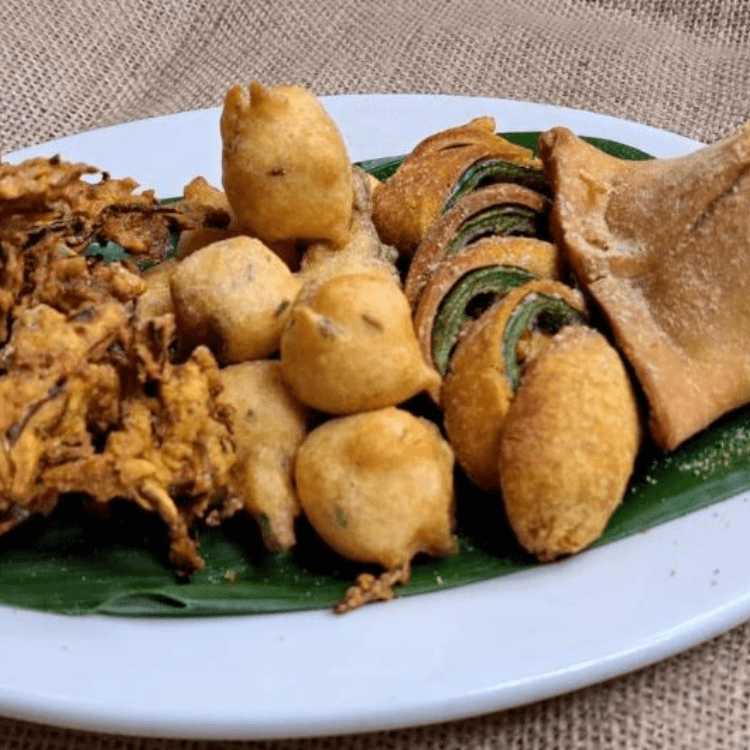 Kaveri Veg Platter.