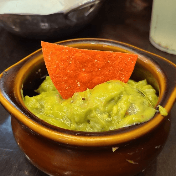 Guacamole with chips 