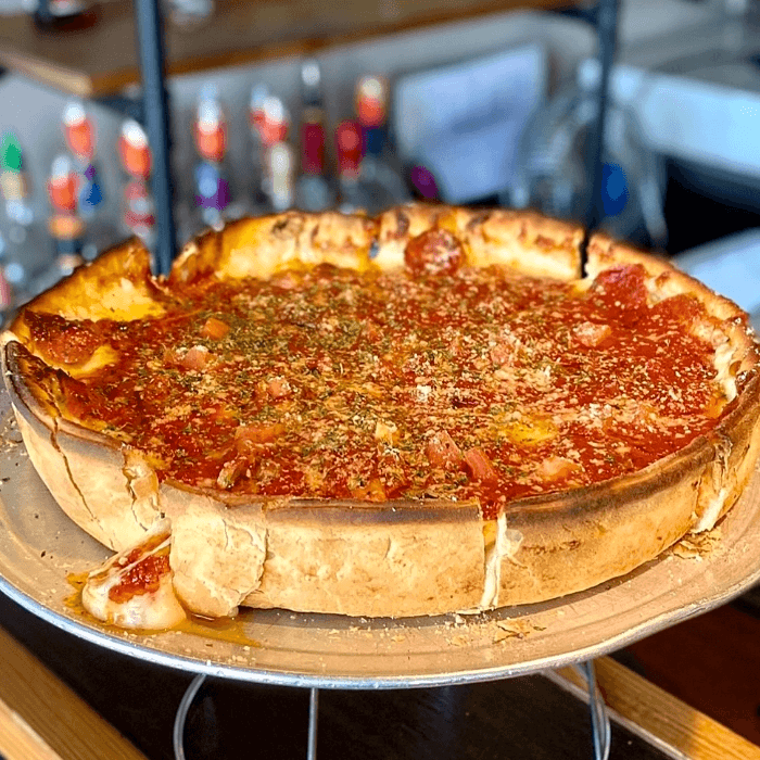 Chicago Deep Dish Pizza (16")