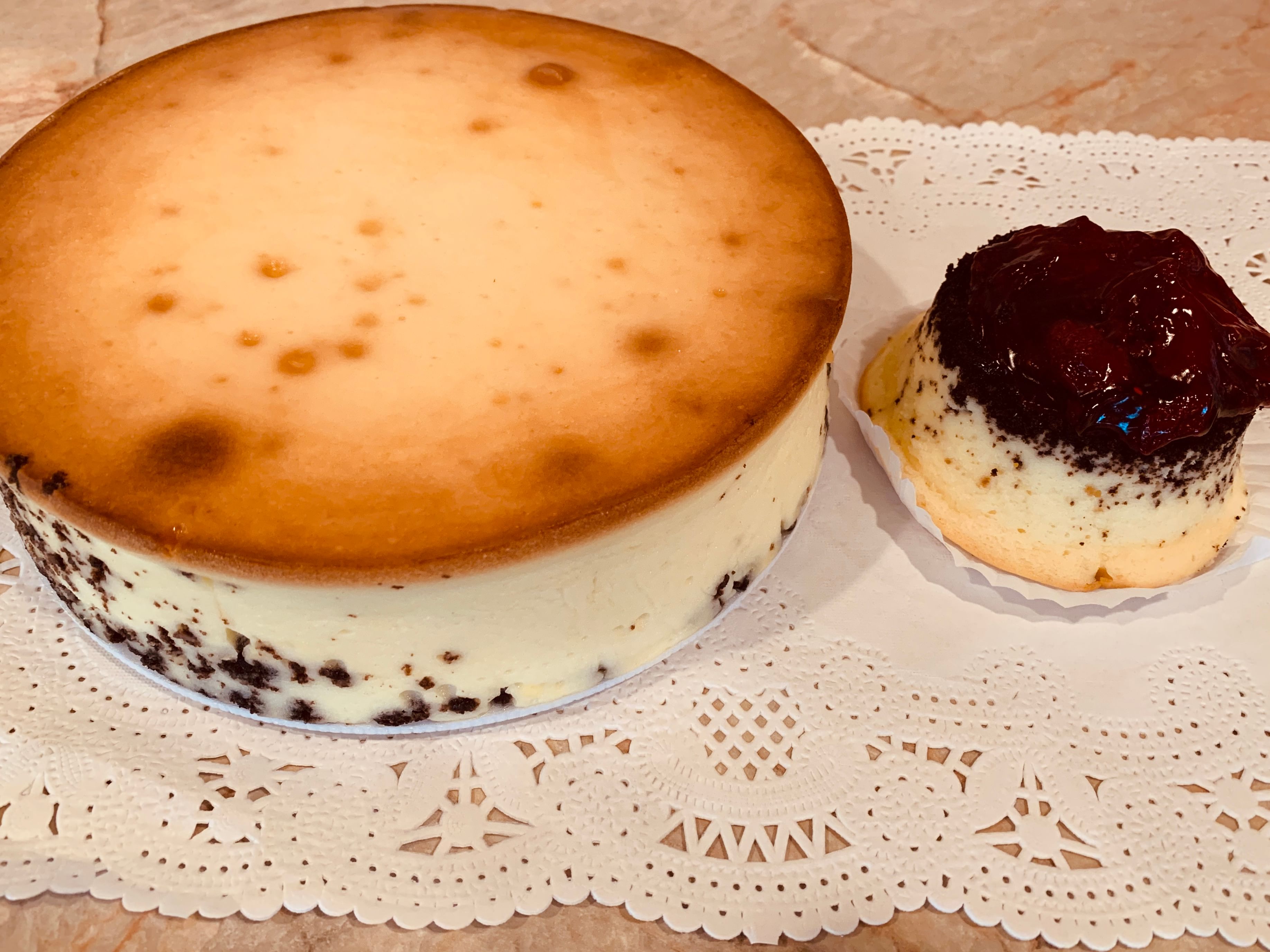 Mini Cheese Cake W/Strawberries 