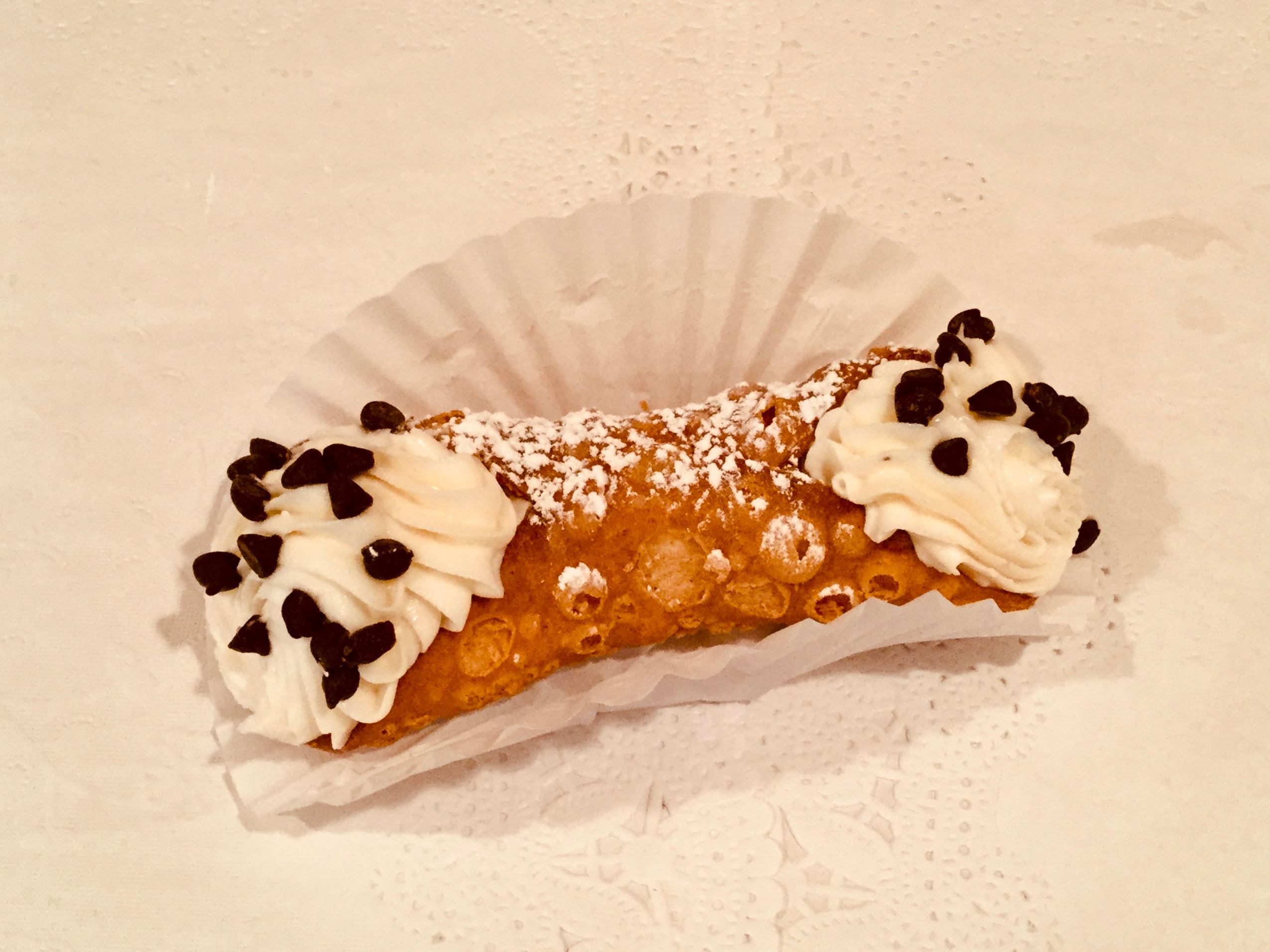 Cannoli.