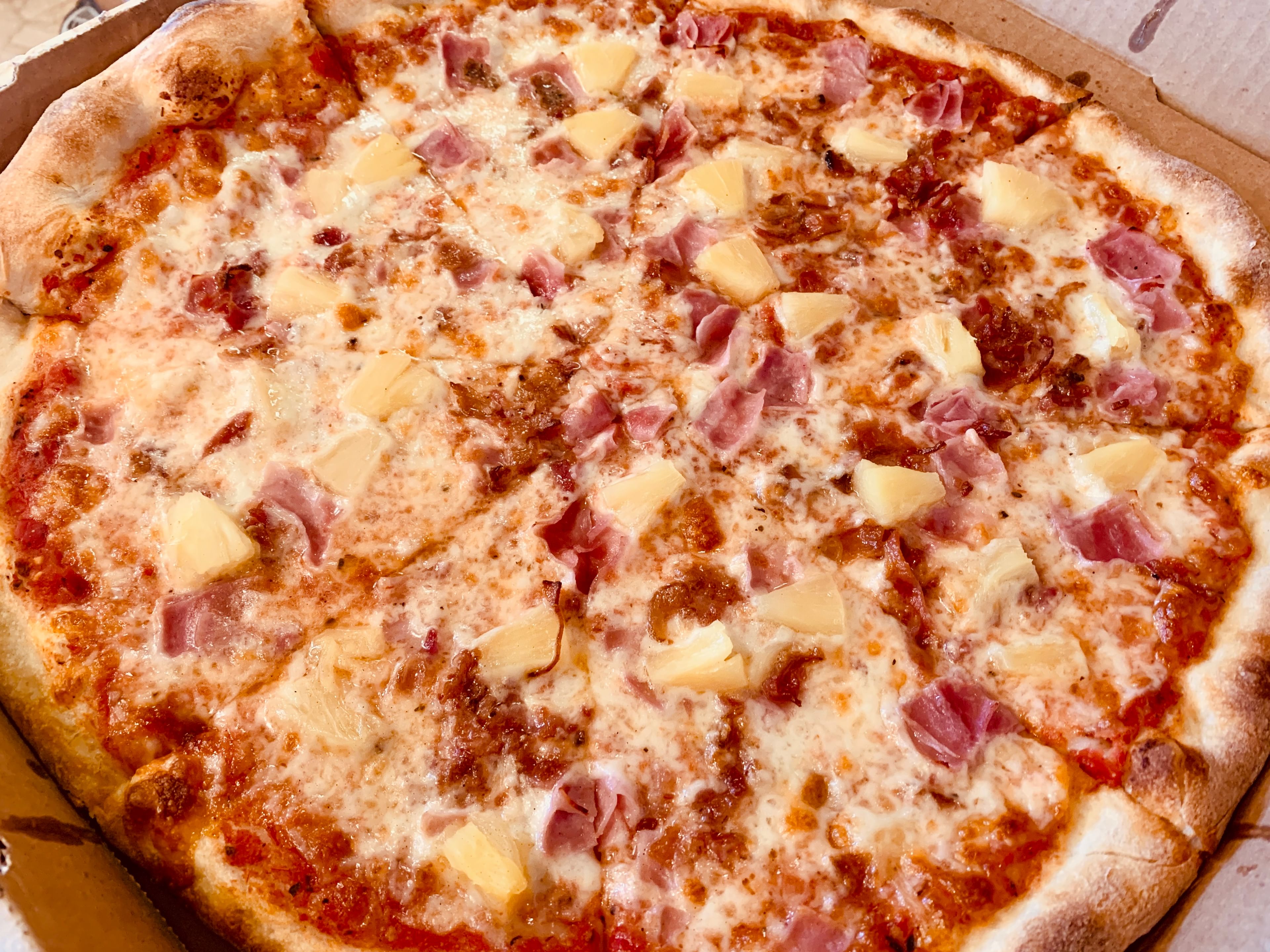 Hawaiian Pizza