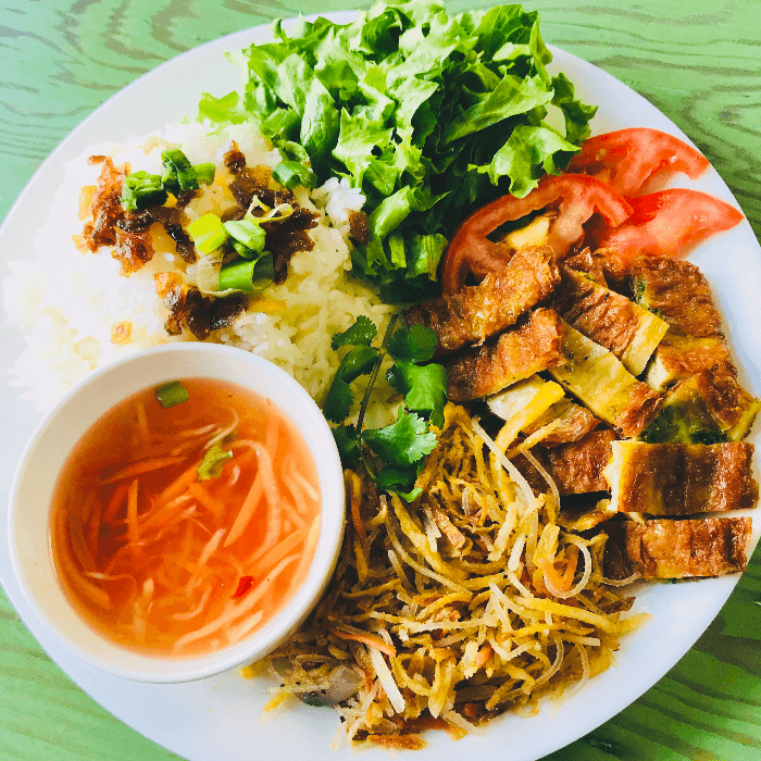 E8. Rice Combo (Cơm Tấm Bì).