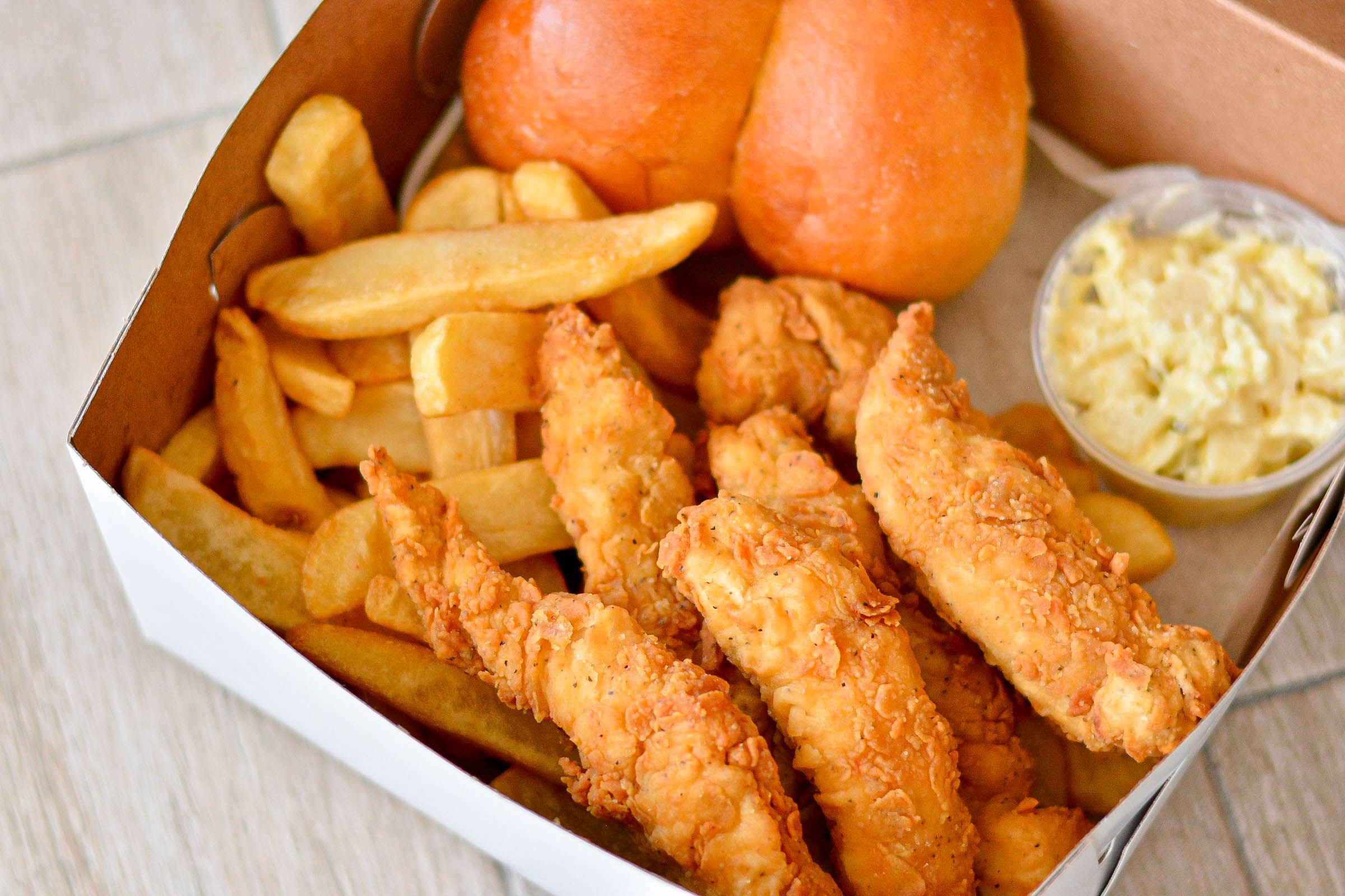 6 Piece Chicken Strip Meal.