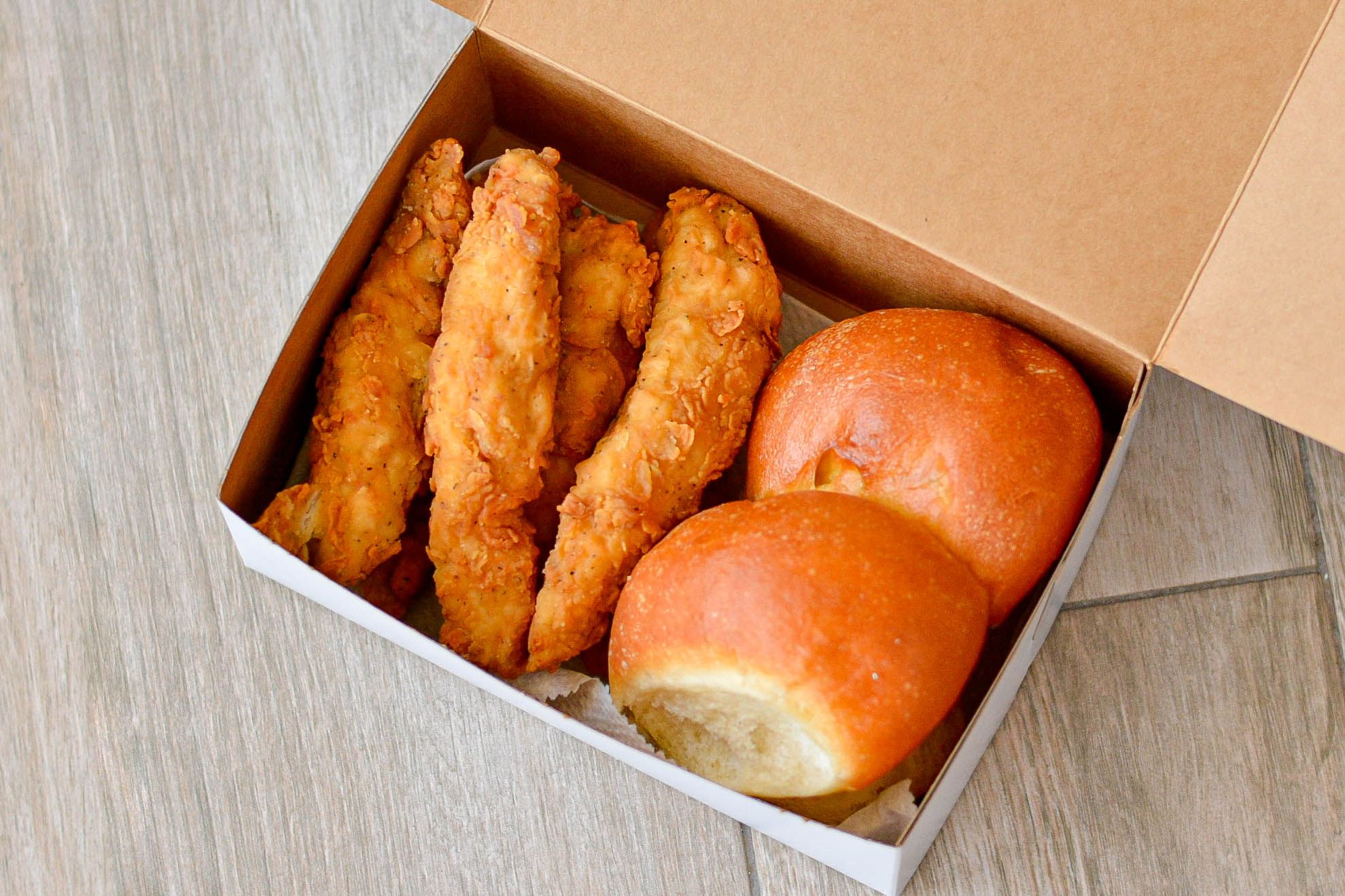 6 Piece Chicken Strip & Roll