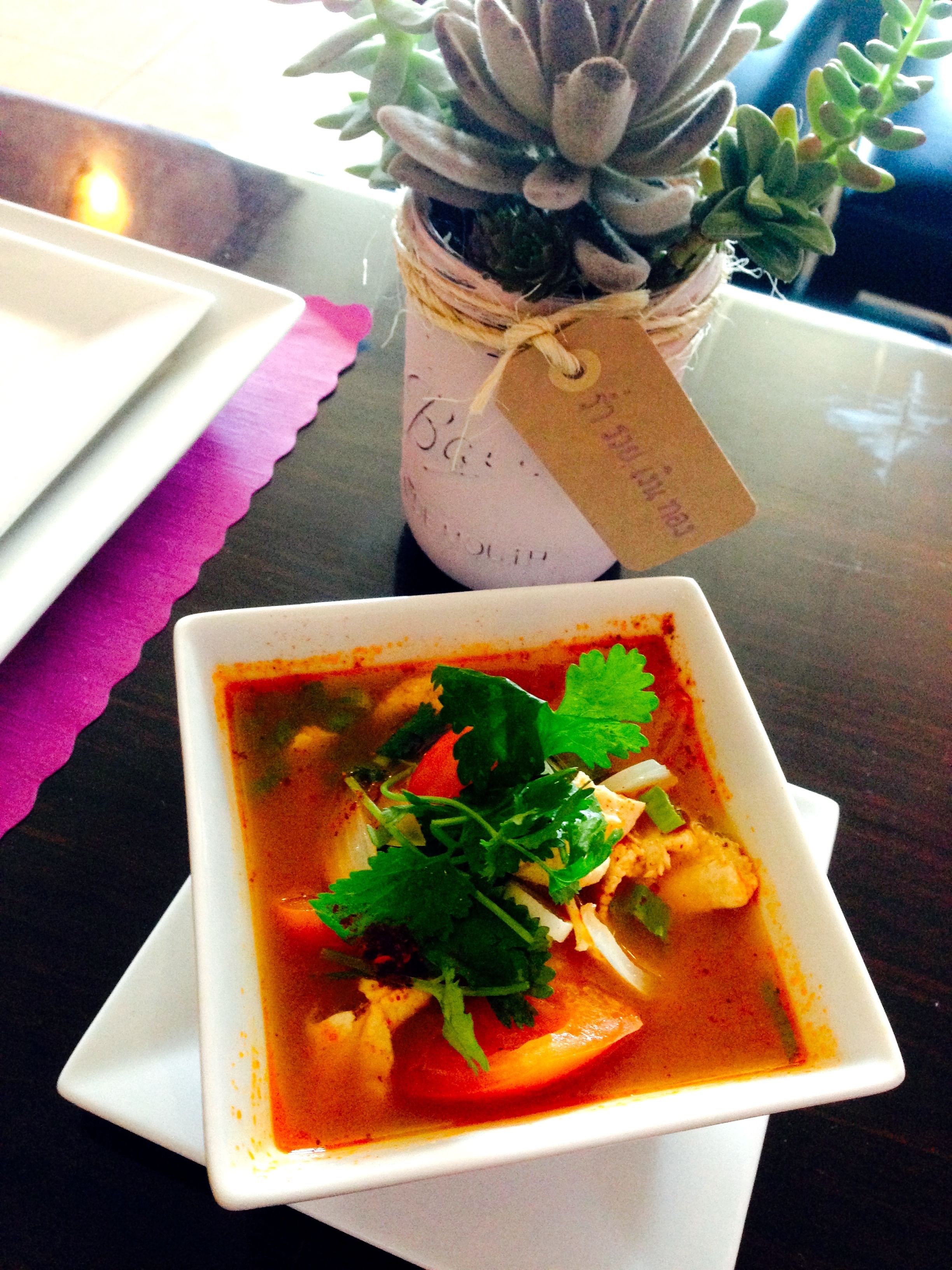  Chicken Tom Yum (24 oz)