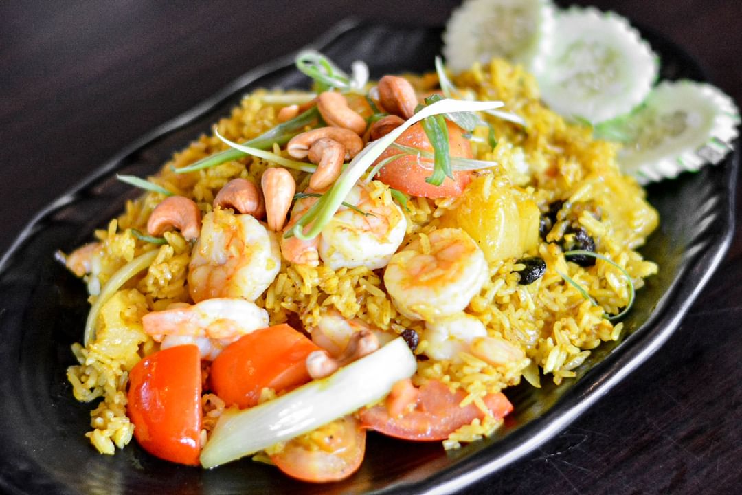 Pineapple Fried Rice (Large Tray)