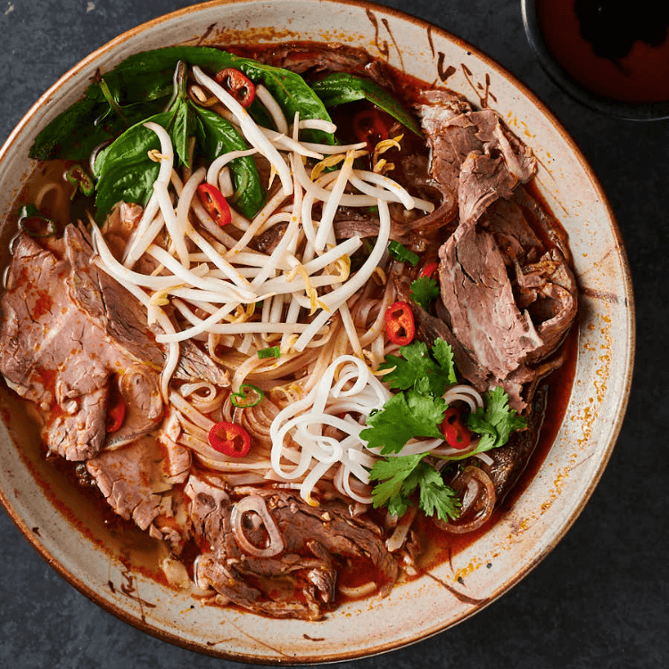 Spicy Shredded Beef Noodle Soup