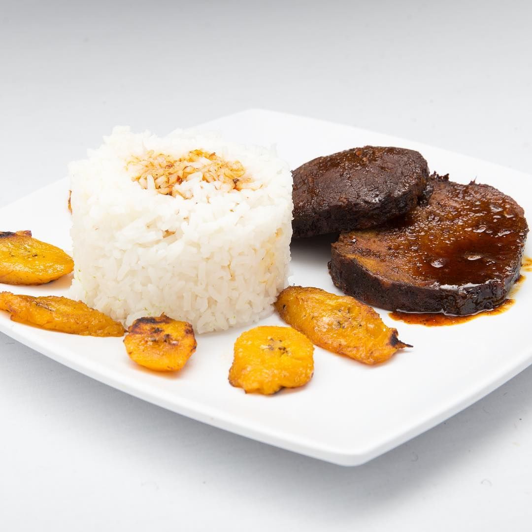 Lunch | Asado Negro.