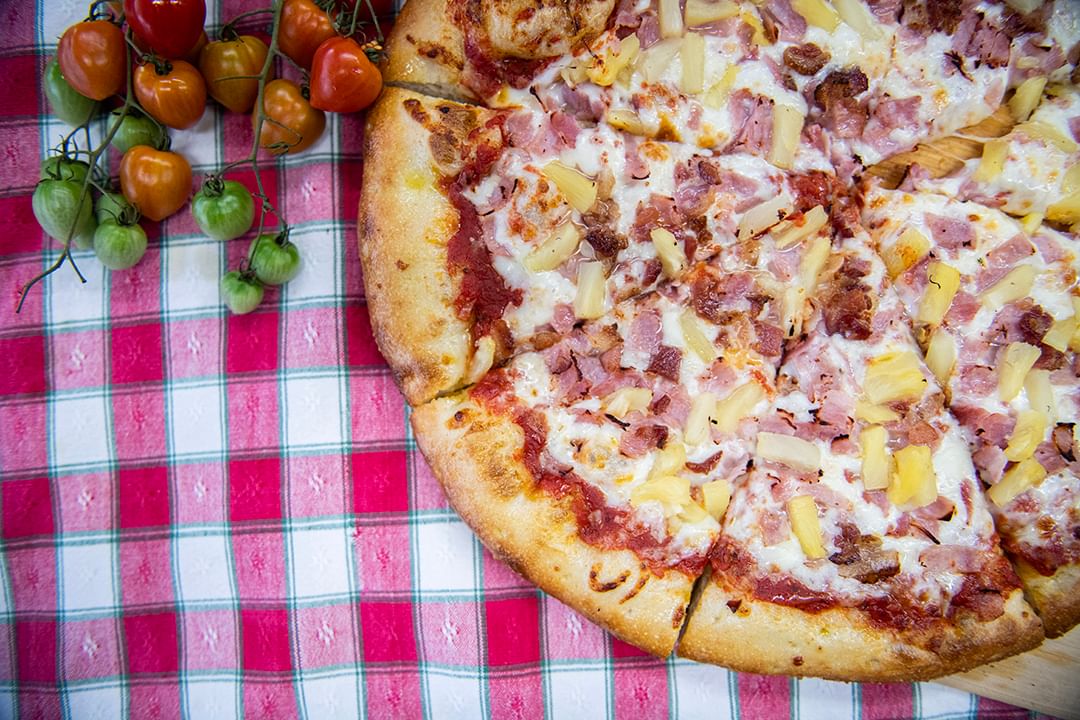 Small | Hawaiian Pizza