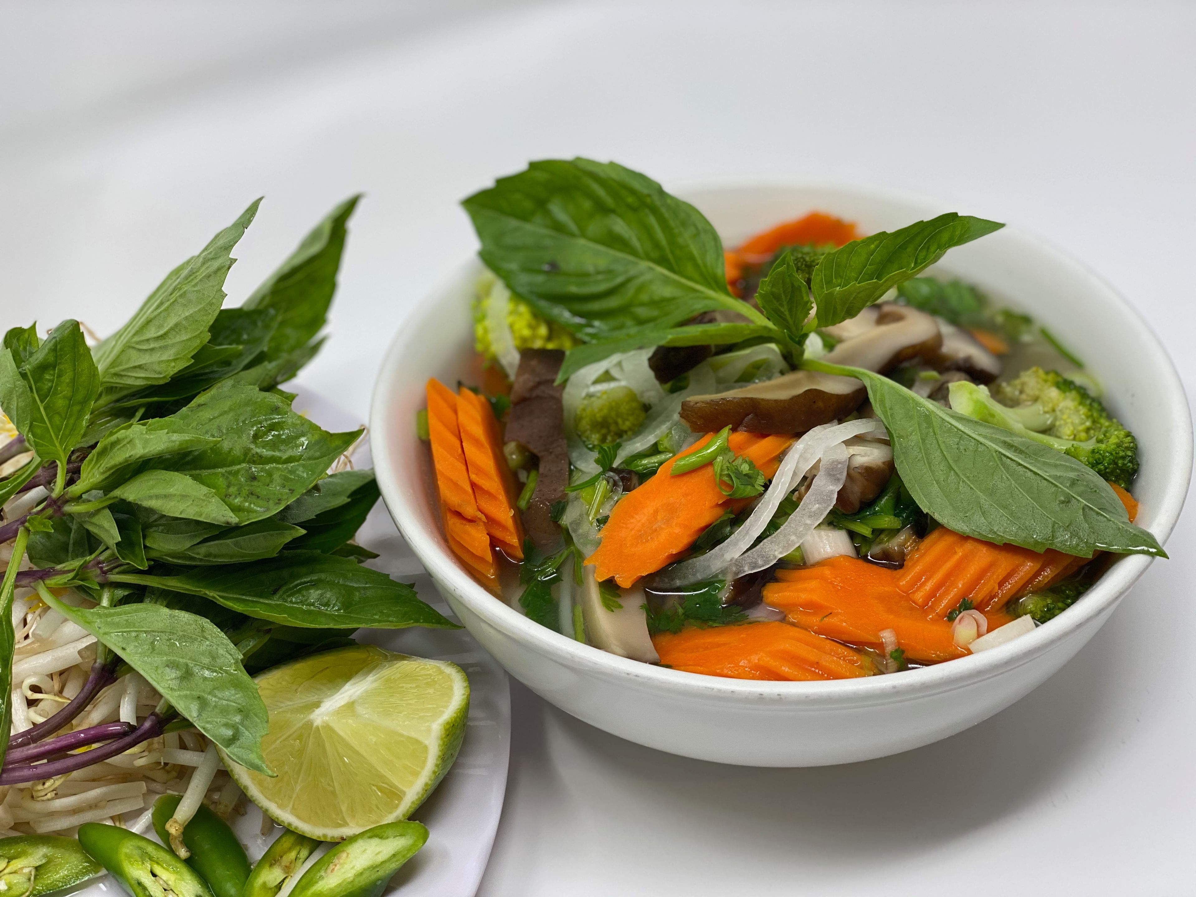 7V. Steamed Vegetables, Fried Tofu & Mushroom Noodle Soup