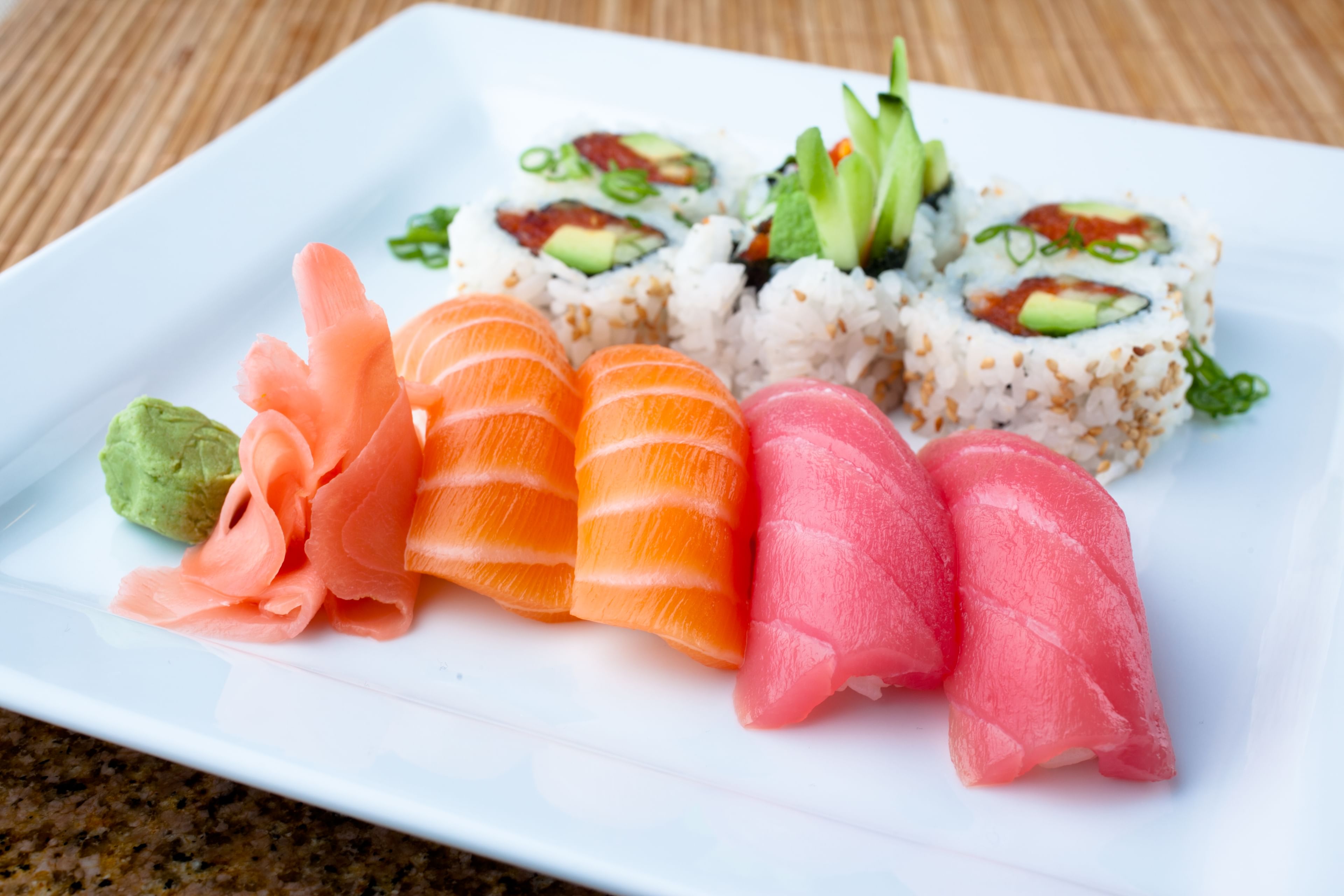 Sushi & Roll Combo