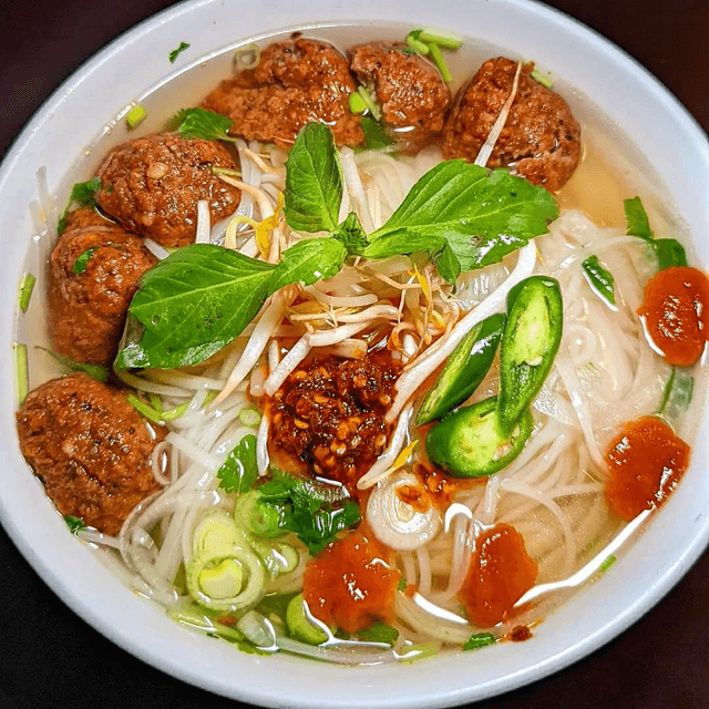 8V. Vegan Meatball and Rice Noodle Soup