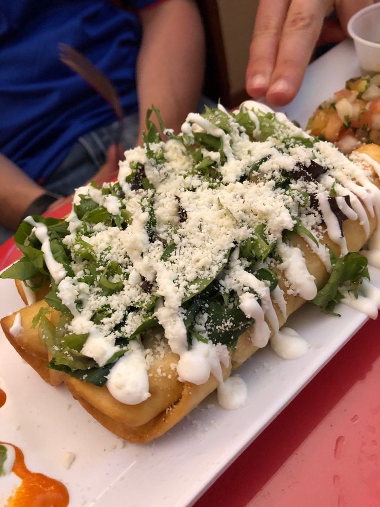 Flautas or Taquitos