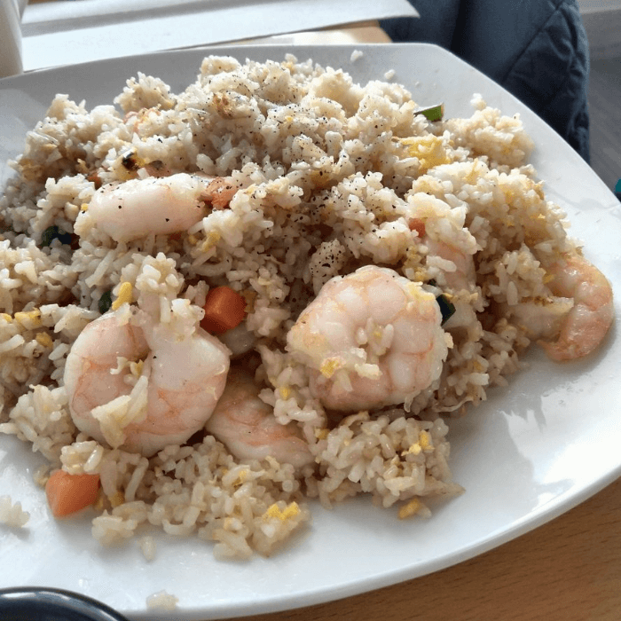 42. Shrimp Fried Rice - Cơm Chiên Tôm