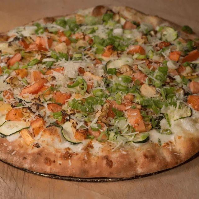 California Veggie Pizza (12" Medium)
