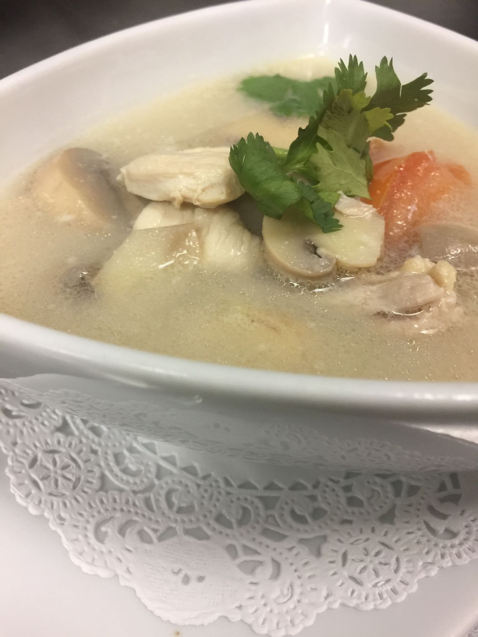 Tom Ka Soup (Lemongrass Soup w/coconut milk)