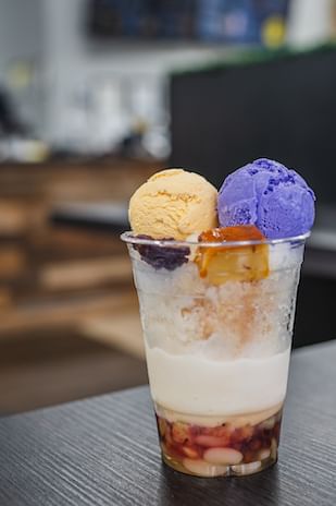 Halo-Halo.