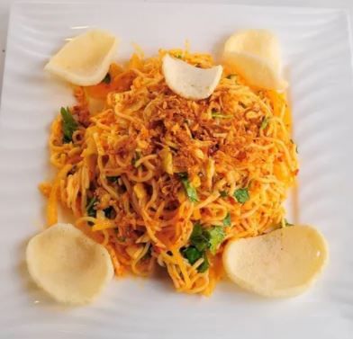 110. Shwe Myanmar Spicy Noodles Salad