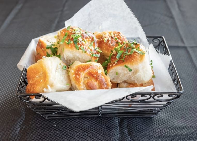 Garlic Knots.
