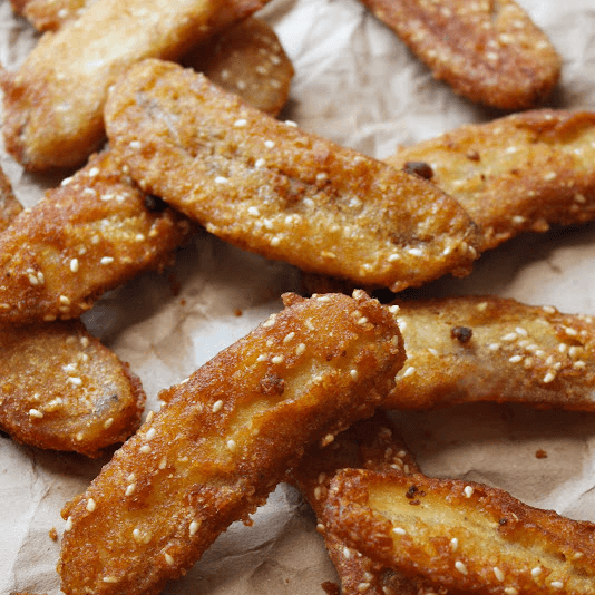 Gluoy-Arb-Narm-Peung (Fried Thai Banana with Honey)