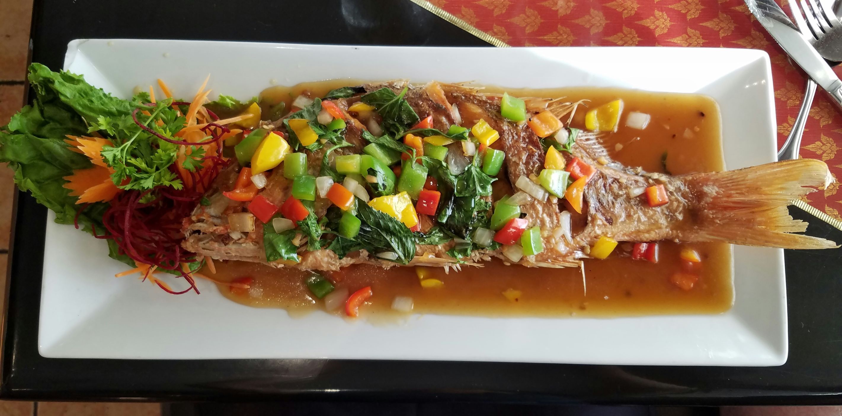 Three Flavors Red Snapper (Krapong Dang Sam-Rod)