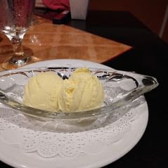 Homemade Coconut Ice Cream (I-Tim Ma Prow)