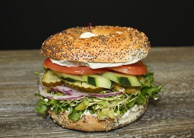 Veggie Deluxe (Plain Cream Cheese)