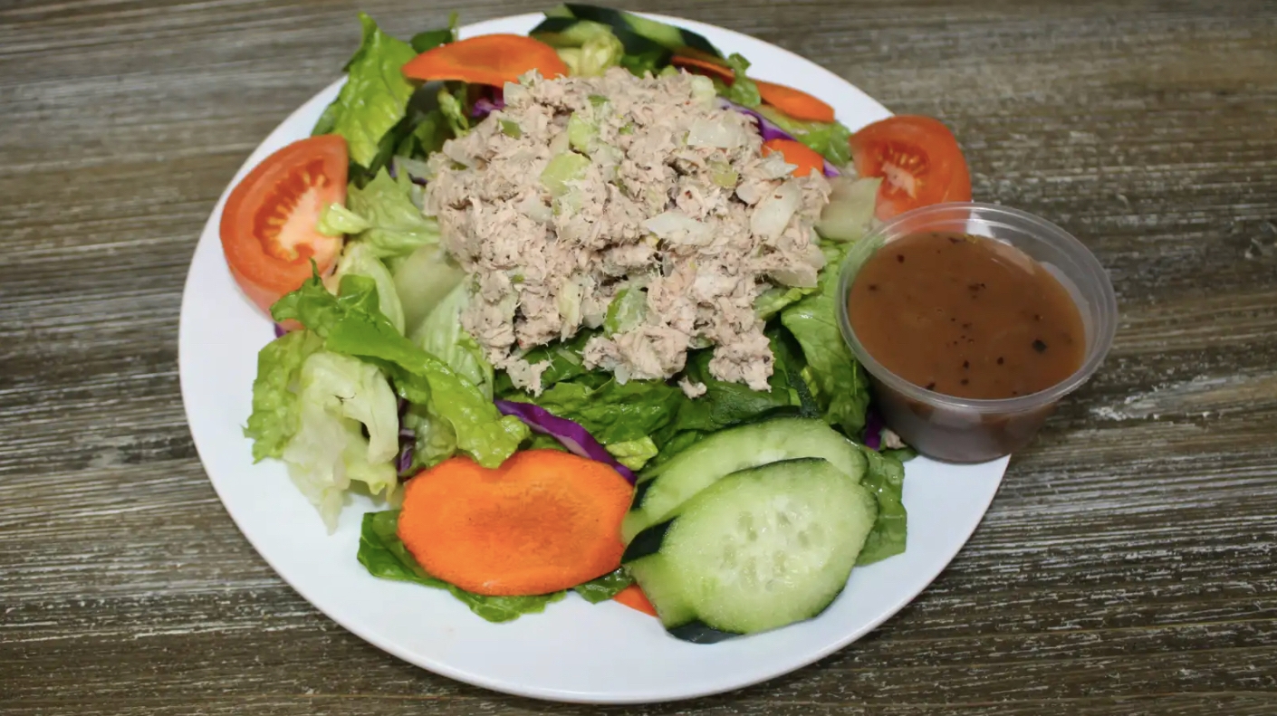 Tuna Platter Salad