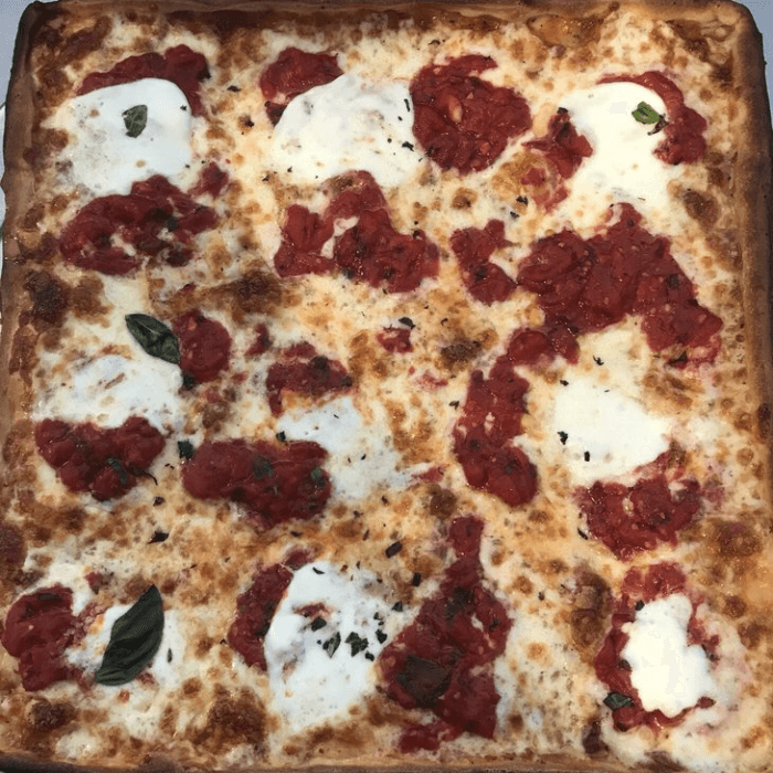 Grandma Pizza