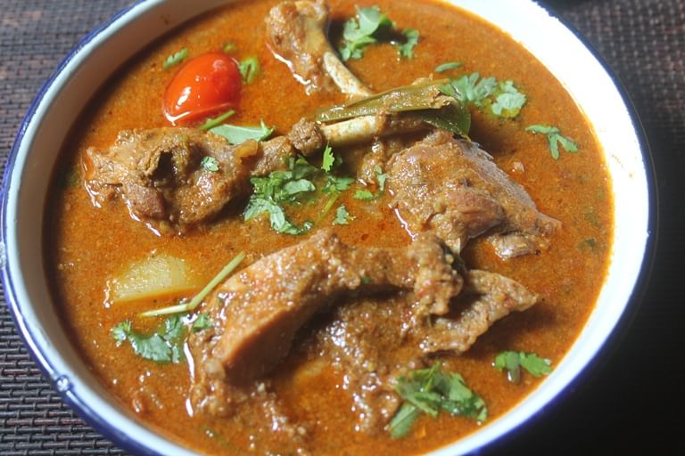 Chicken Varutha Curry