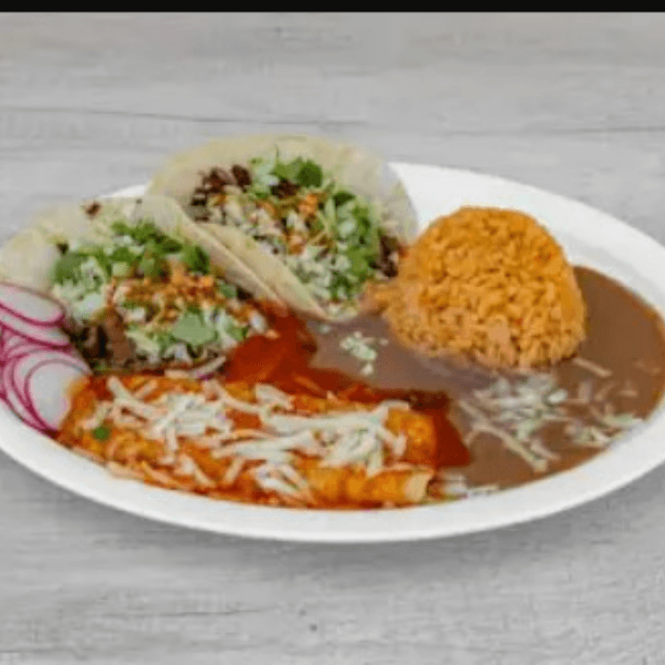 (2) Tacos (1) Enchilada