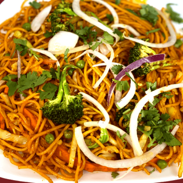 131. Veg Chowmein.