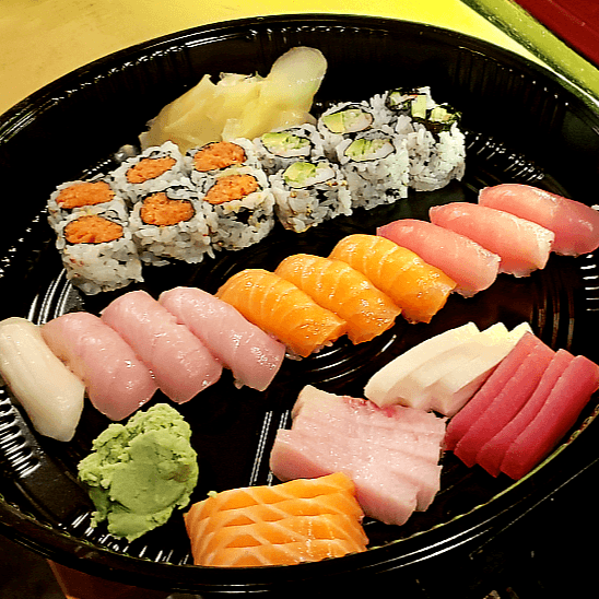 Sushi & Sashimi Deluxe (for 2).
