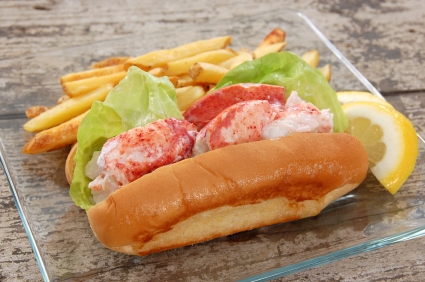 Maine Lobster Roll Plate