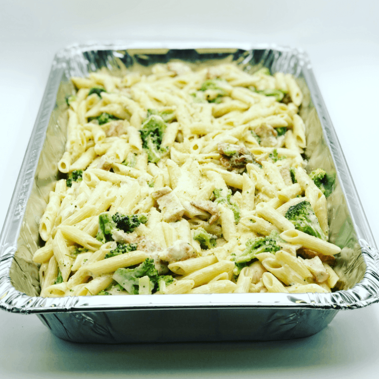 Chicken and Broccoli Penne Alfredo Entree