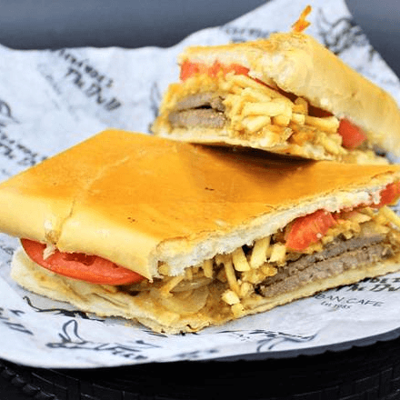 Full Pan Con Bistec Sandwich